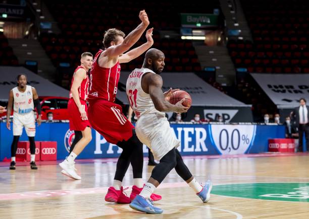 湖人而言 湖人而言